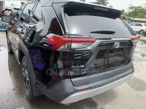 Toyota RAV4 2019 Black