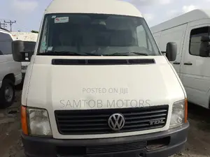 Photo - Volkswagen LT 2002 White