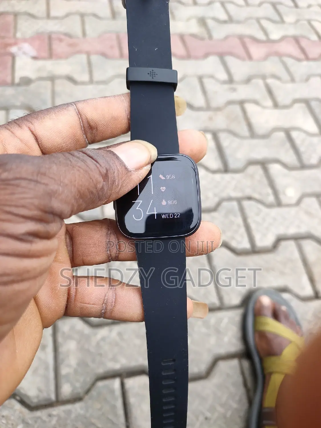 Fitbit Versa 2