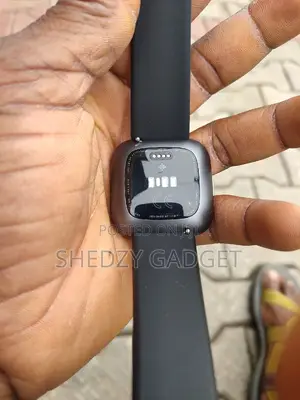 Fitbit Versa 2