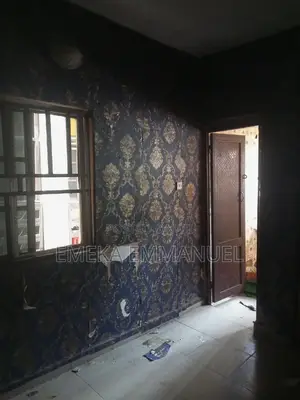 One Room Selfcontain to Let at Temsite