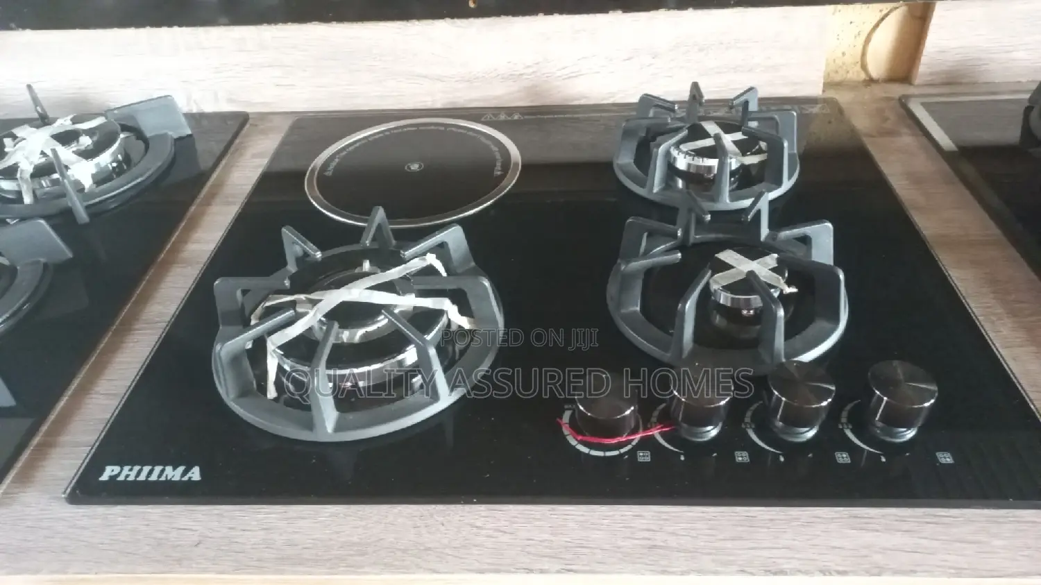 1 Electric and 3 Gas Burner