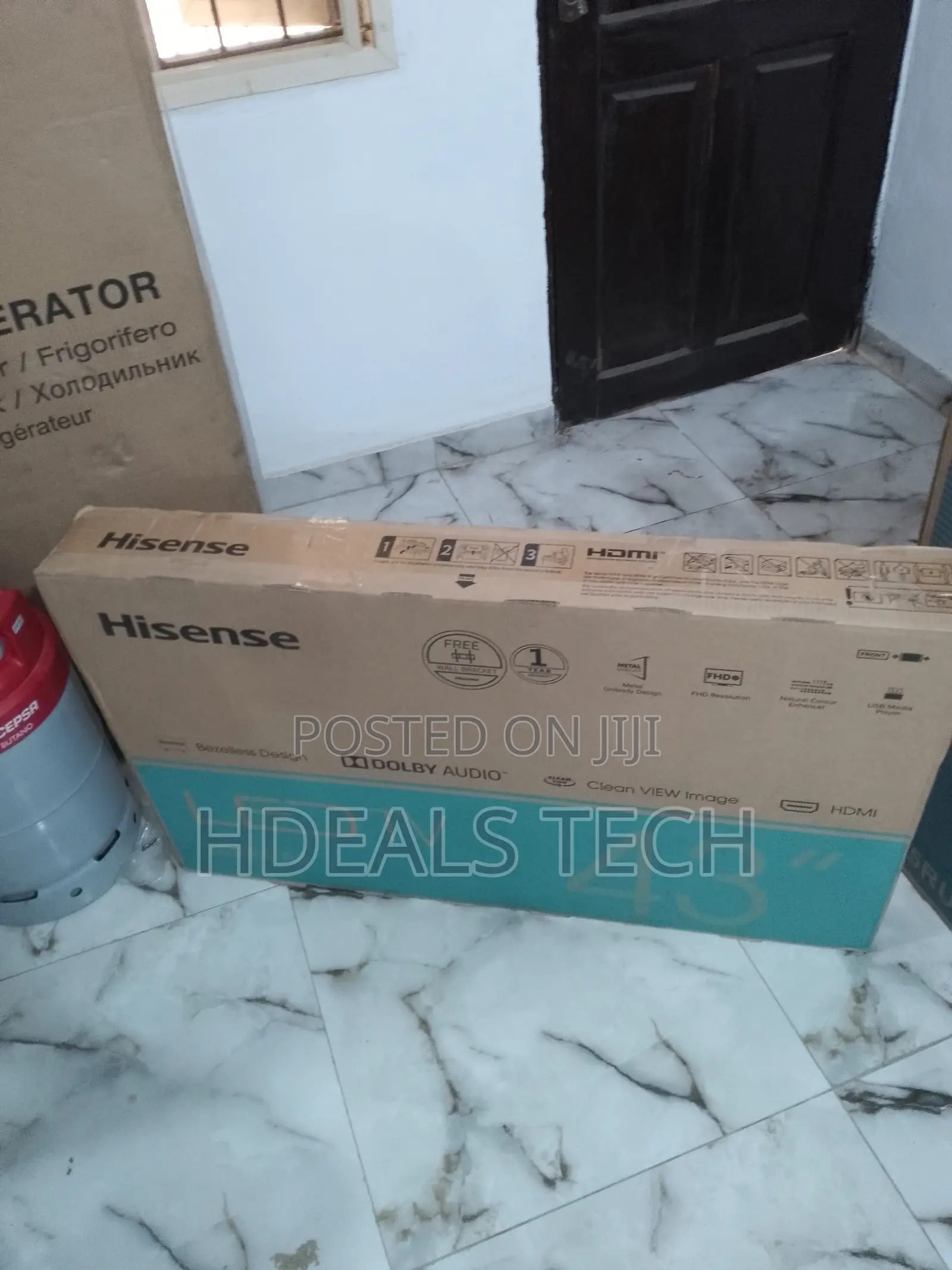 43'' LED HD Hisense TV