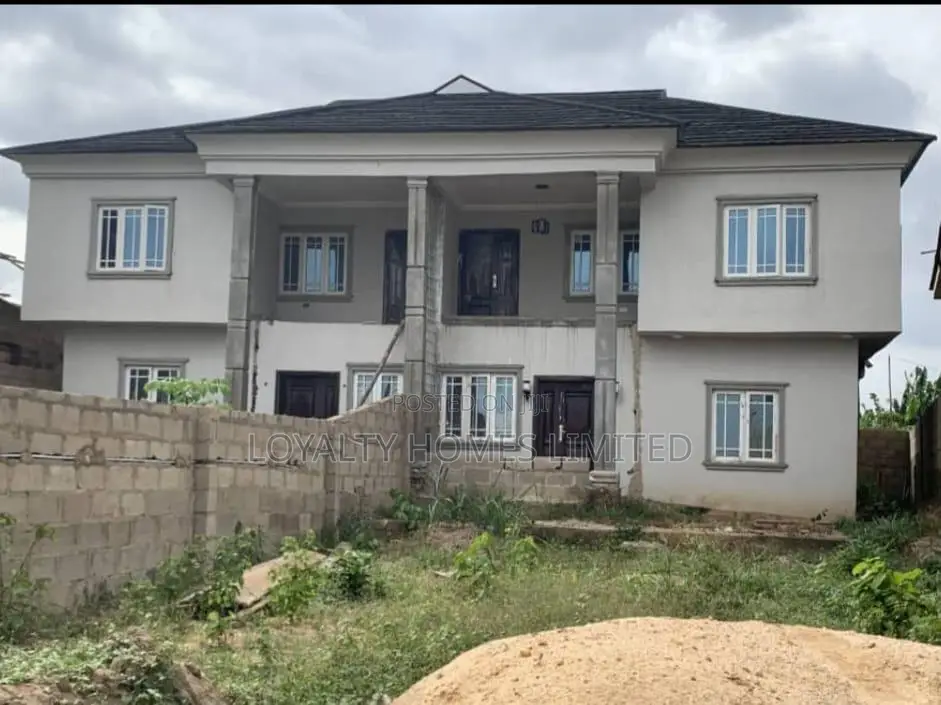 4bdrm Duplex in Island, Obafemi-Owode for sale