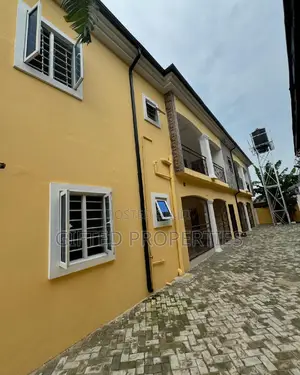 2bdrm Block of Flats in Egbelu Off, Port-Harcourt for sale