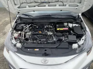 Toyota Corolla SE 2021 White