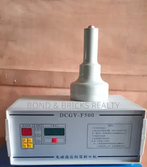 Bottle Sealing Machine