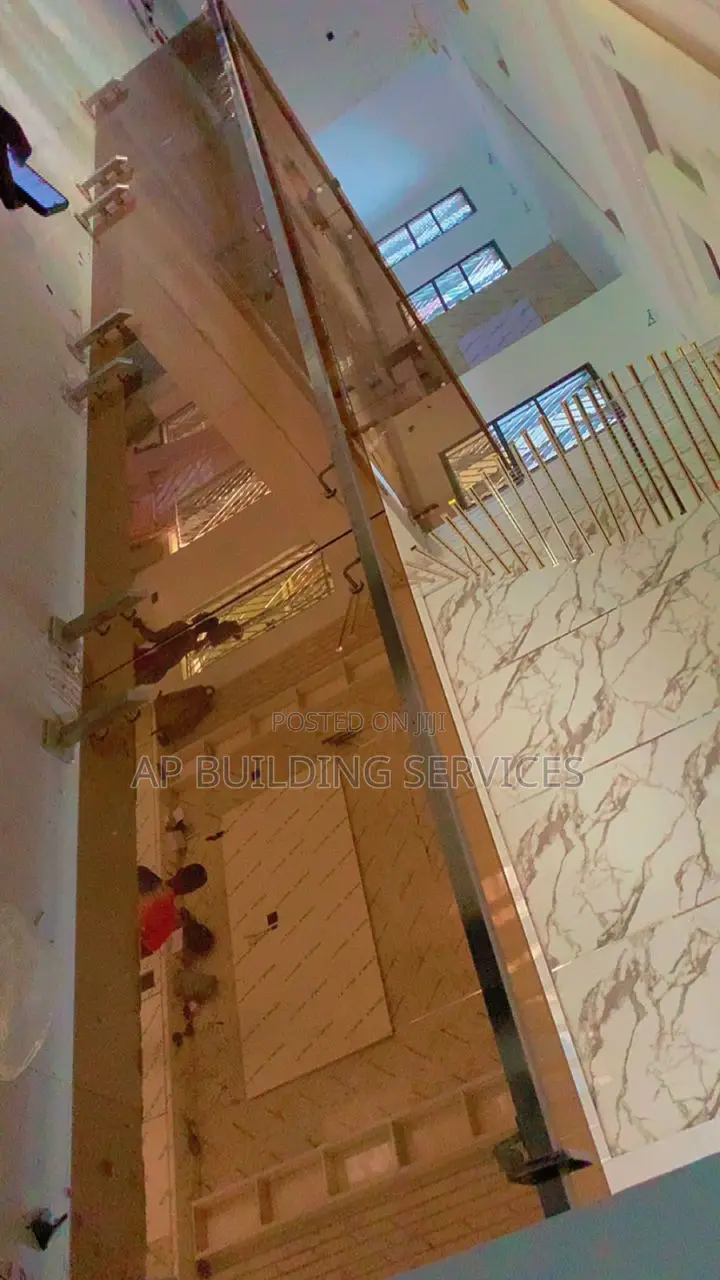 Frameless Handrailings