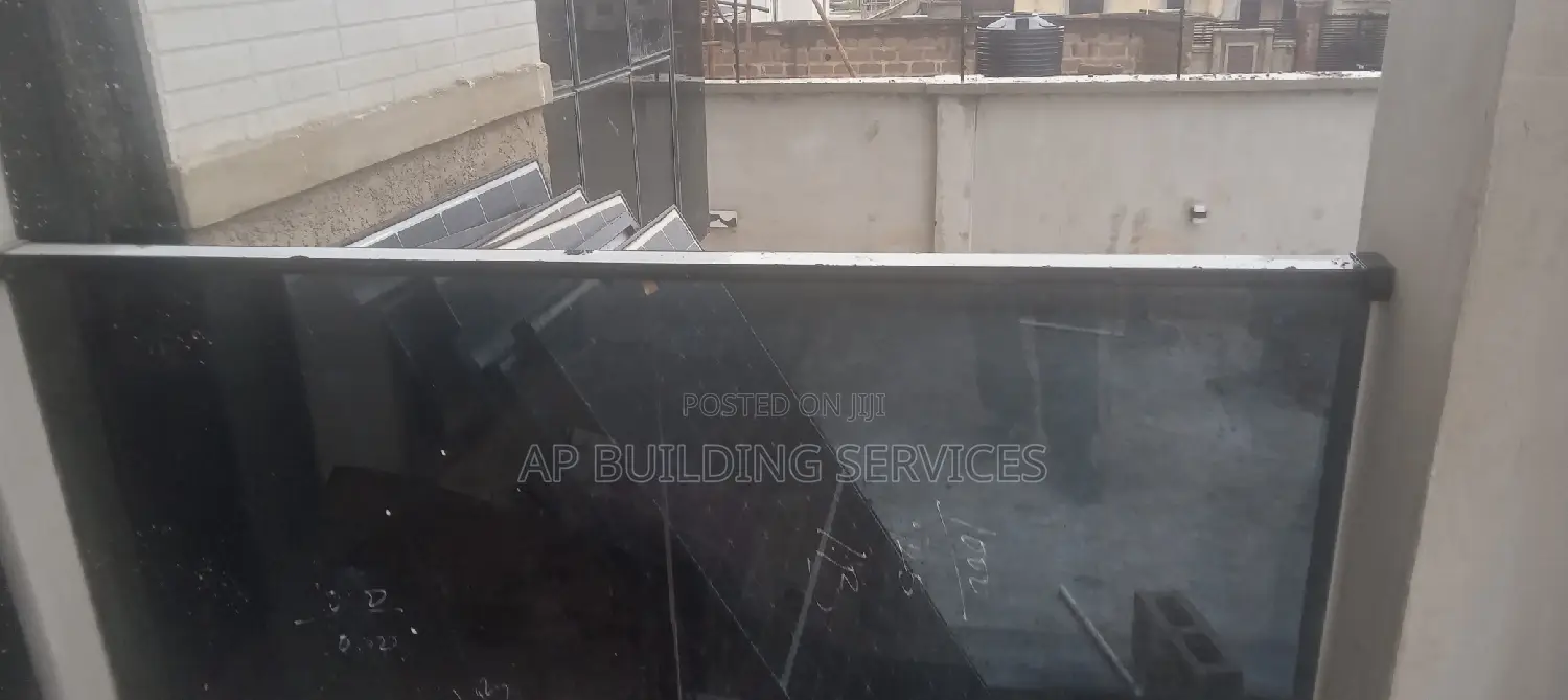 Frameless Handrailings