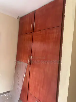 Furnished 2bdrm Block of Flats in Surulere for rent