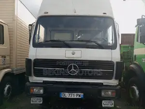 Mercedes Benz, Straight Engine