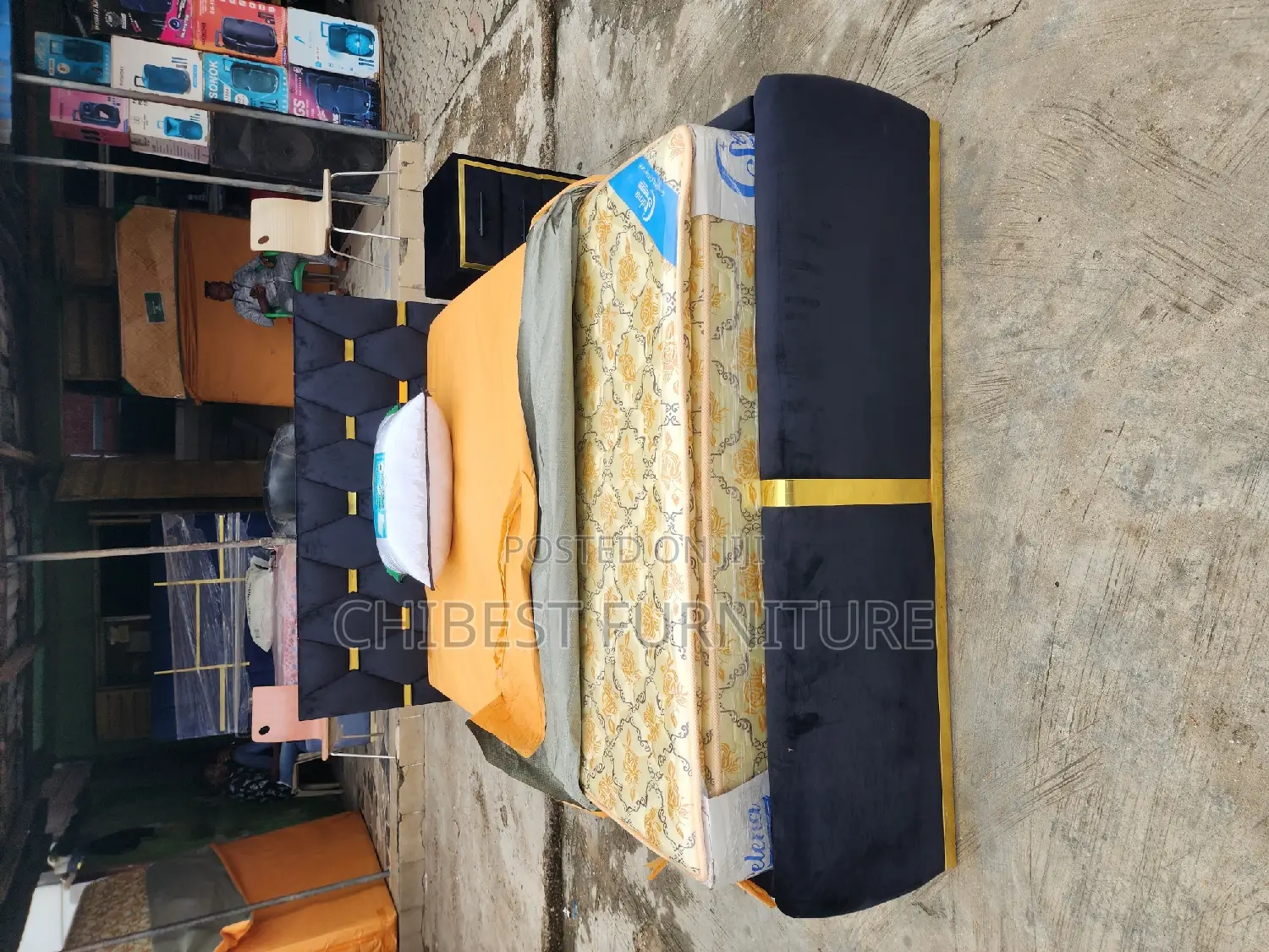 Quality 4.5by6 Upholstery Padded Bed Frame With One Bed Side