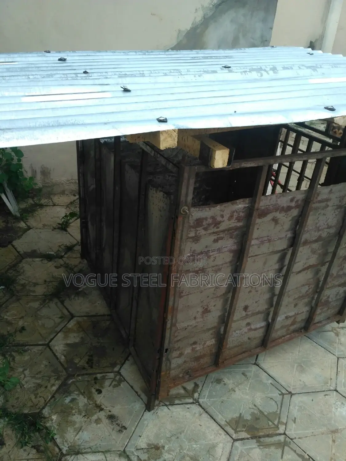 Collapsible 36 Inch Dog Crate
