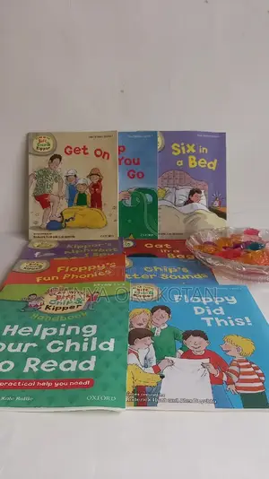 Biff, Chip & Kipper Level 1 Books