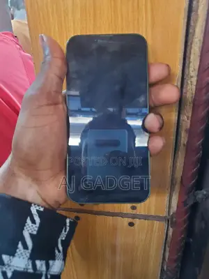 Apple iPhone 13 128 GB Green