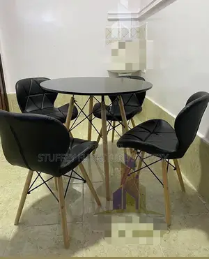 Italian Unique Oxford Restaurant Table and Chairs