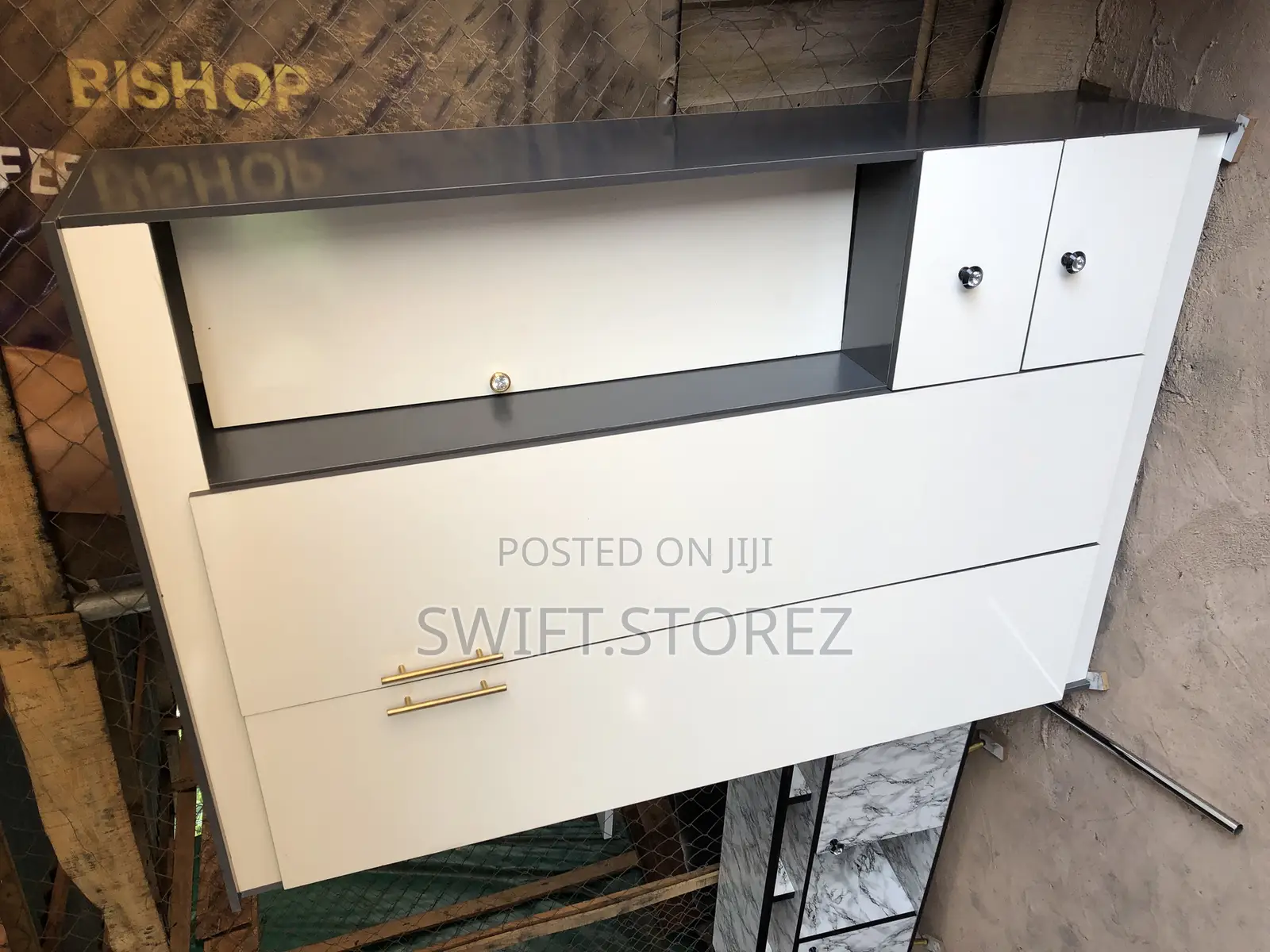 Classy Free Standing Wardrobe