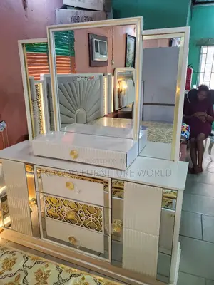 6by7 Imported Turkish Family Bed With Dressing Mirror