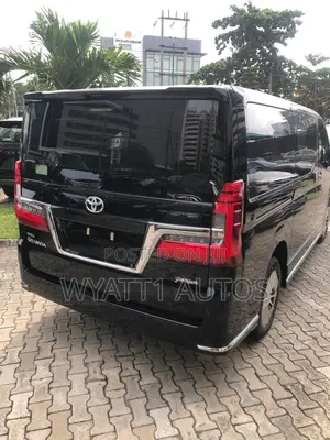 New Toyota Sienna 2025 Black