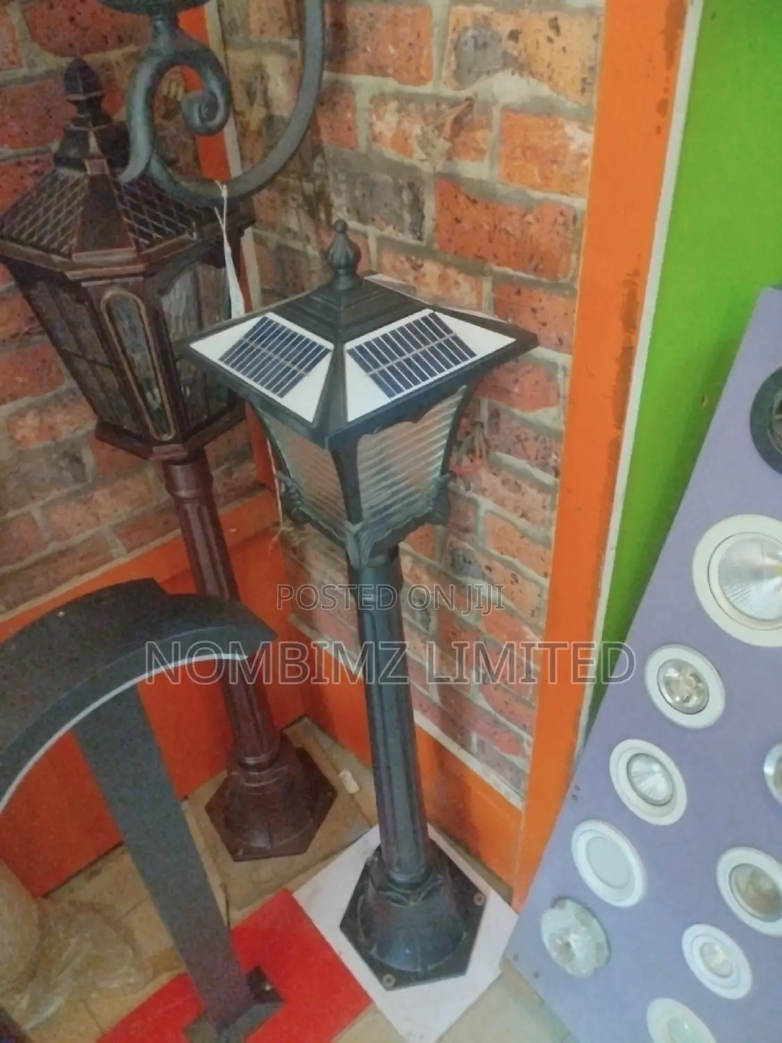 All in One Solar Garden Lighting