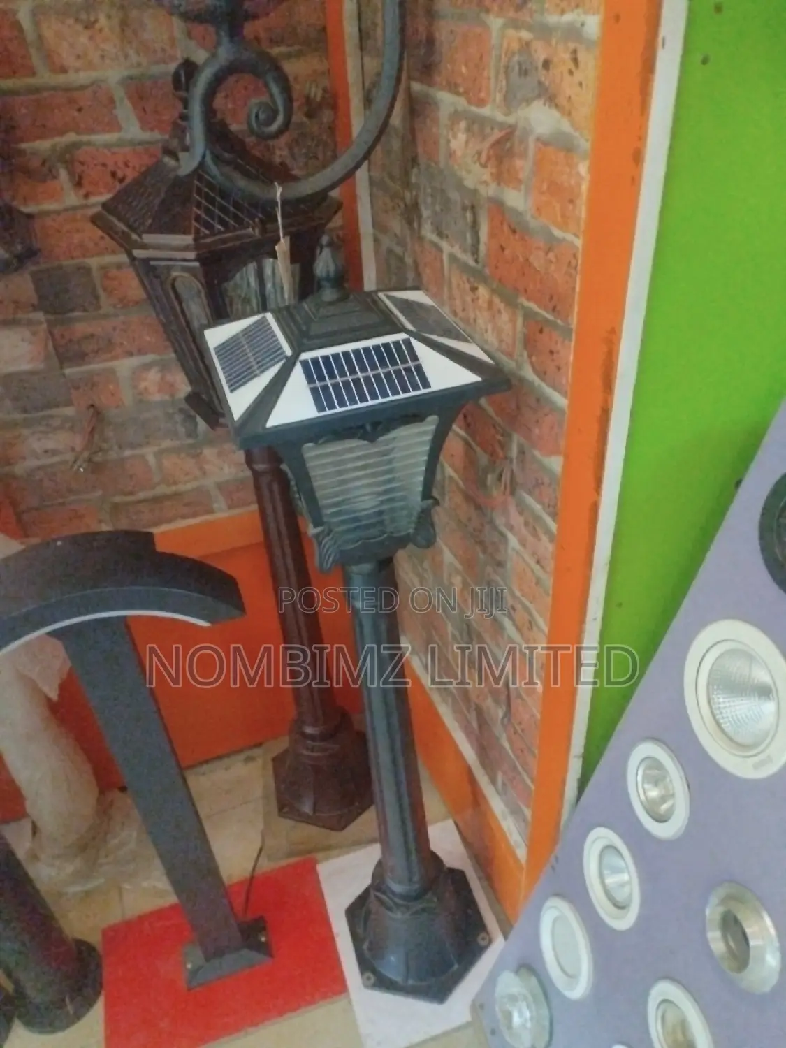 All in One Solar Garden Lighting