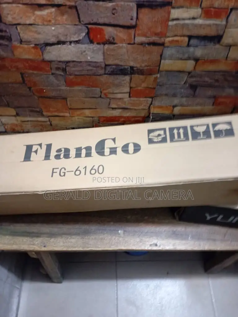 Tripod Stand Iron Flango Fg6160 (6.1) Iron