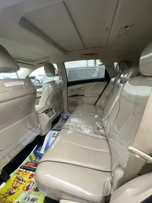 Toyota Venza V6 AWD 2010 Brown