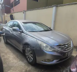 Hyundai Sonata Limited Sedan FWD (2.4L 4cyl 6A) 2013 Gray