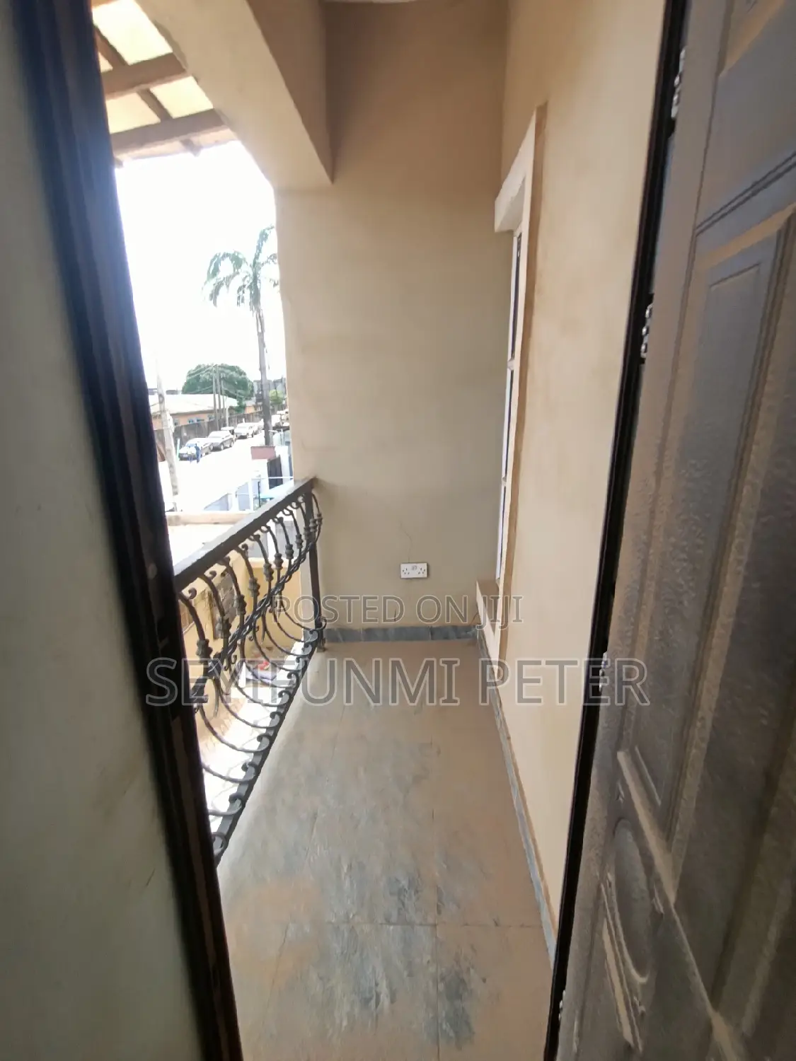 Furnished 3bdrm Townhouse/Terrace in Deji Omoowo Close, Omole Phase 2