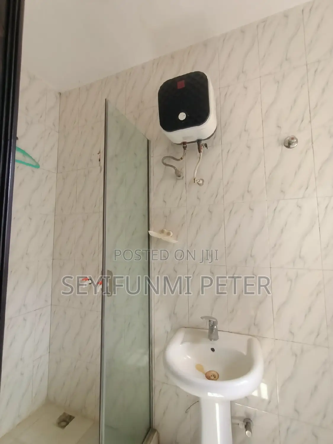 Furnished 3bdrm Townhouse/Terrace in Deji Omoowo Close, Omole Phase 2