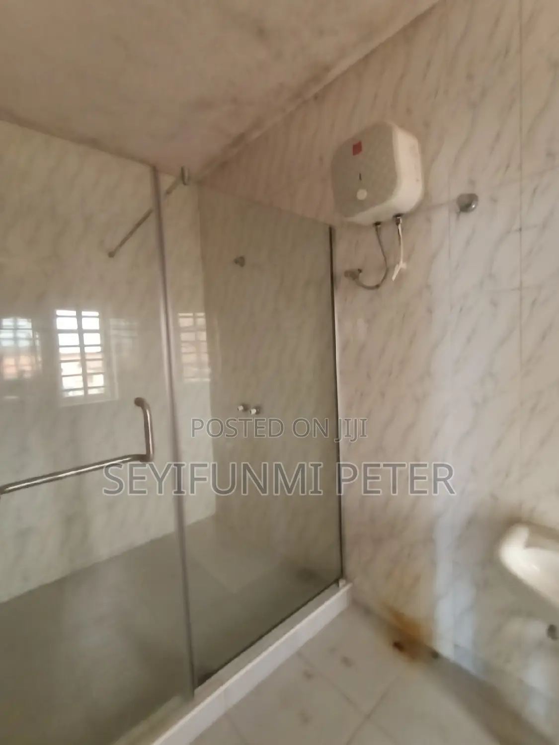 Furnished 3bdrm Townhouse/Terrace in Deji Omoowo Close, Omole Phase 2