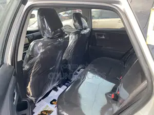Toyota Corolla 2017 Silver
