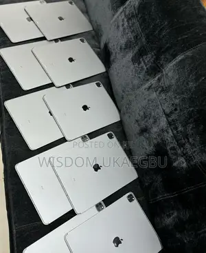 Apple iPad Pro 12.9 (2020) 128 GB Gray