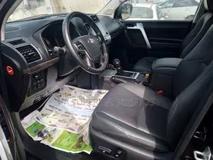 Toyota Land Cruiser Prado 2022 Black