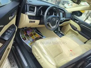 Toyota Highlander 2017 Black