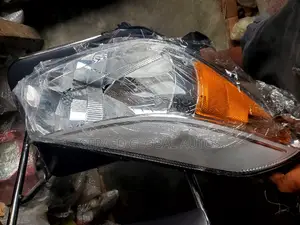 Head Lamp Toyota Yaris 2012 America