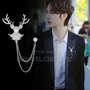 Korean Fashion Metal Animal Elk Brooch Pins Rhinestone