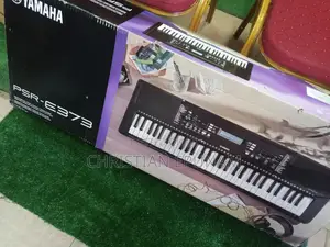 Yamaha Psr -E373