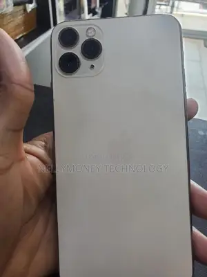 Apple iPhone 11 Pro Max 64 GB Gold