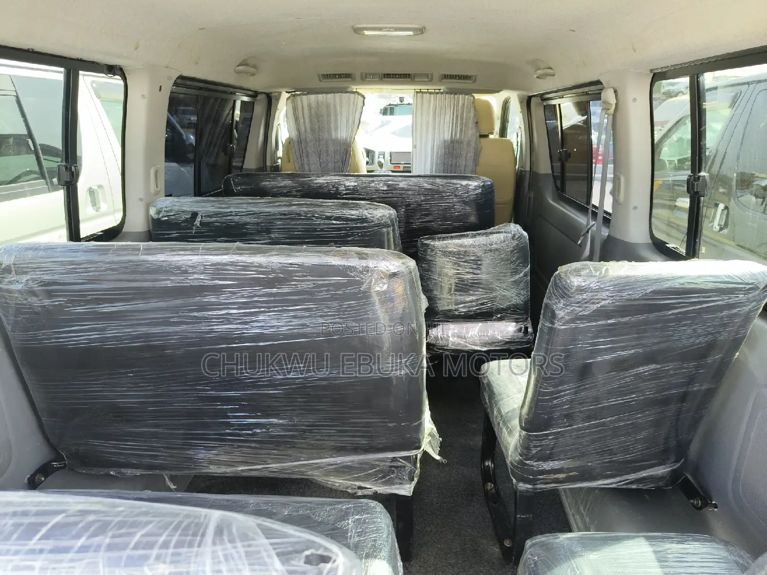 Toyota HiAce 2013 Silver
