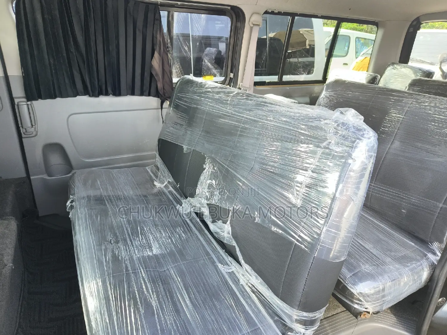 Toyota HiAce 2013 Grey
