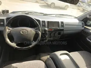 Toyota HiAce 2013 Grey