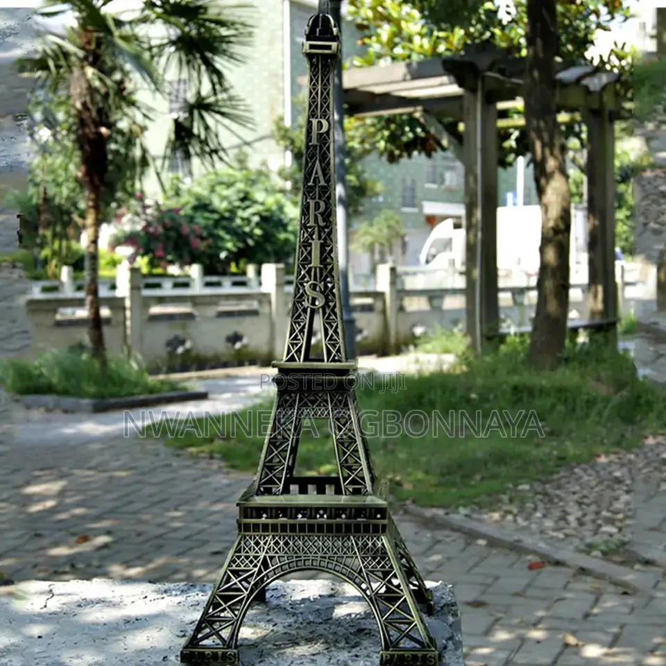 Paris Effiel Tower Figures Statues