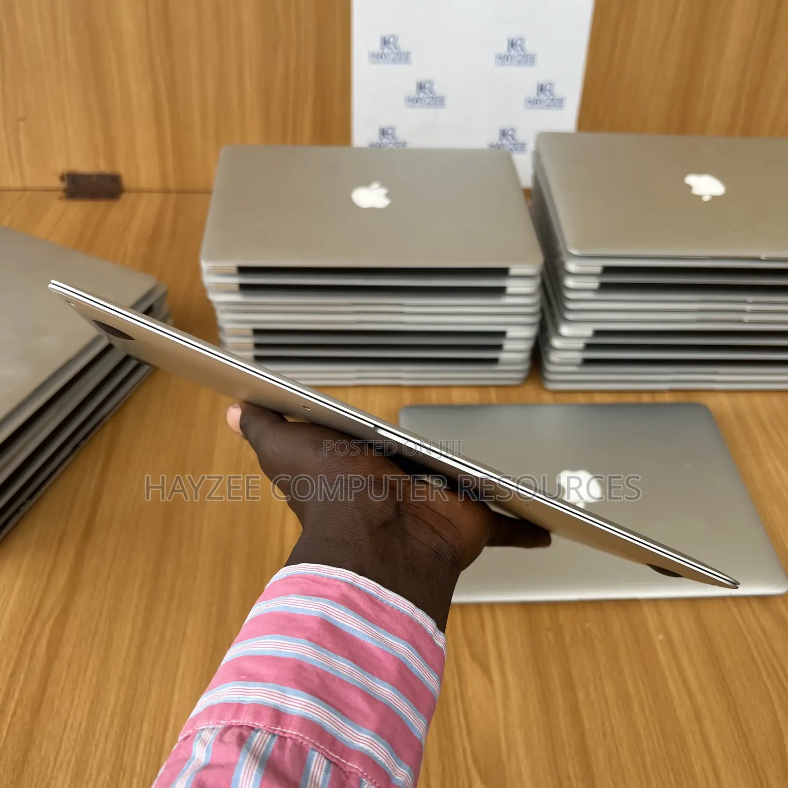 Laptop Apple MacBook Air 2017 8GB Intel Core I5 SSD 256GB