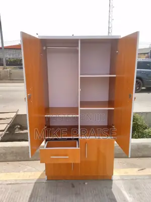 A Quality 3ft Wide by 6ft Tall Wardrobe