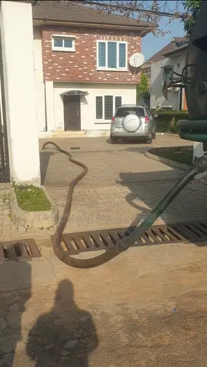 Septic Tank Evacuation