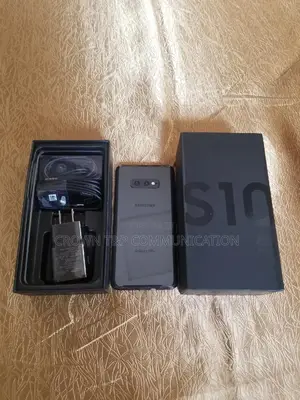 Samsung Galaxy S10e 128 GB Black