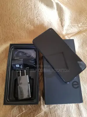Samsung Galaxy S10e 128 GB Black