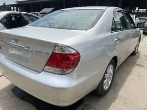 Toyota Camry 2003 Silver