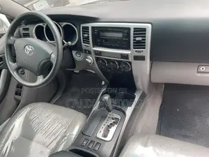 Toyota 4-Runner 2005 Silver